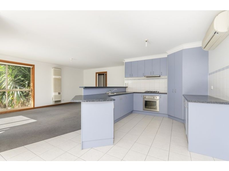 28 Kingston Downs Drive, Ocean Grove VIC 3226