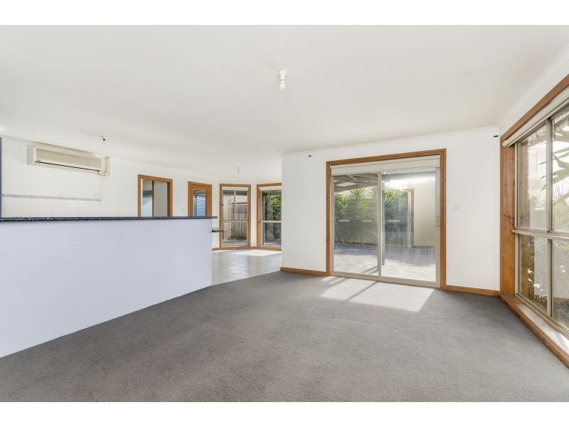 28 Kingston Downs Drive, Ocean Grove VIC 3226