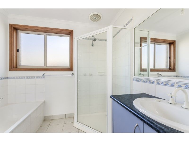 28 Kingston Downs Drive, Ocean Grove VIC 3226