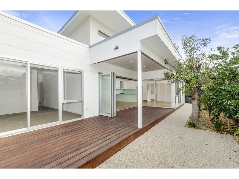 11 Southport Lane, Ocean Grove VIC 3226