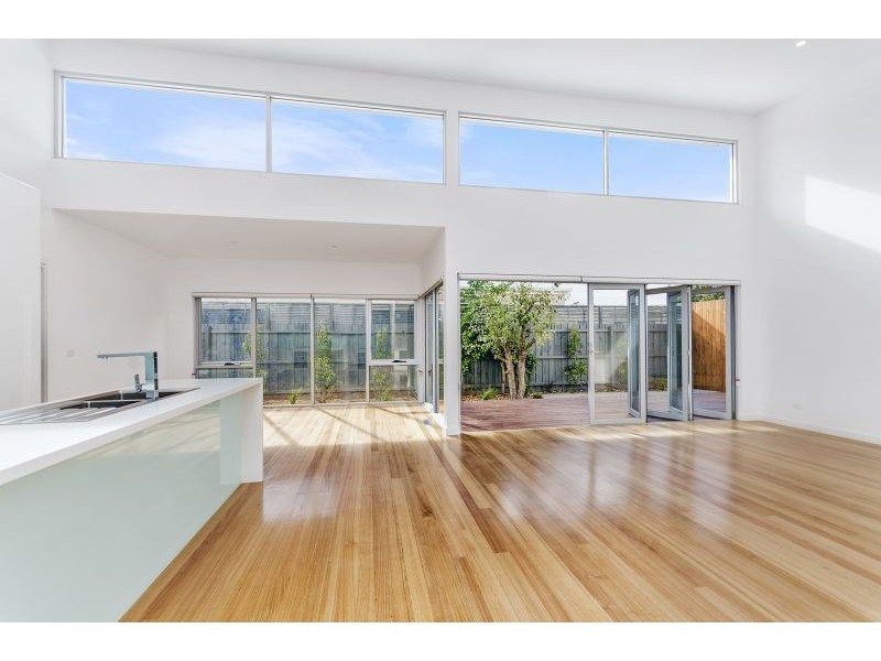 11 Southport Lane, Ocean Grove VIC 3226