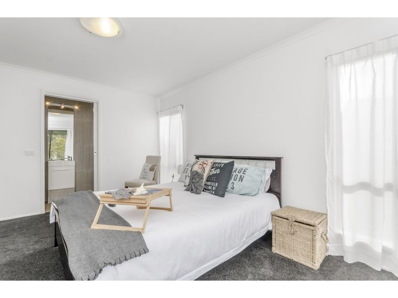 24-28 Fraser Crescent, Ocean Grove VIC 3226