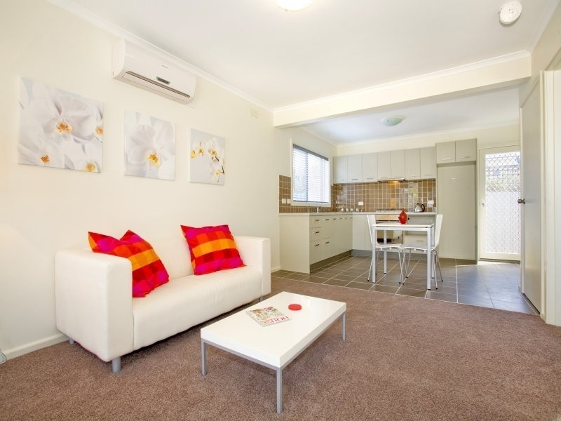 2/404 Myers Street, East Geelong VIC 3219