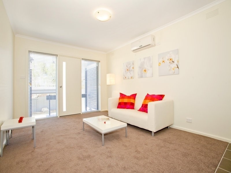 2/404 Myers Street, East Geelong VIC 3219