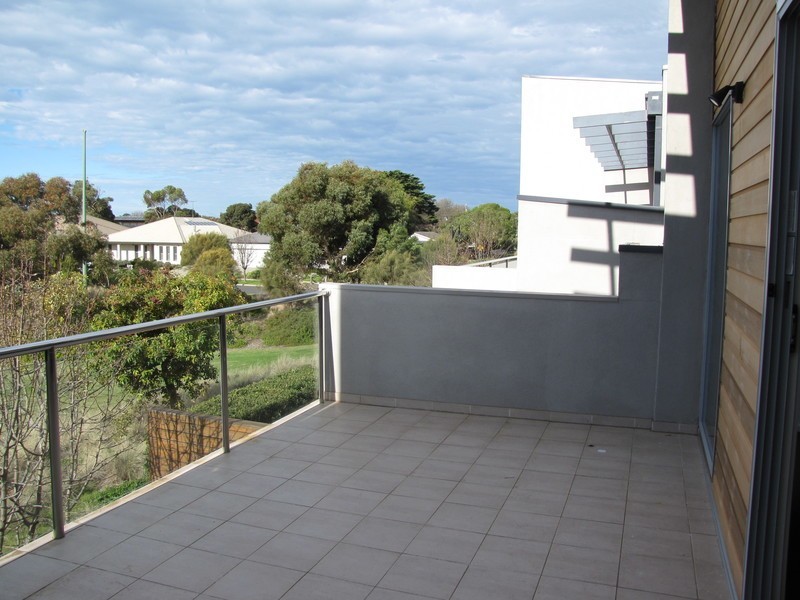 Villa 6/12-14 Seabank Drive, Barwon Heads VIC 3227