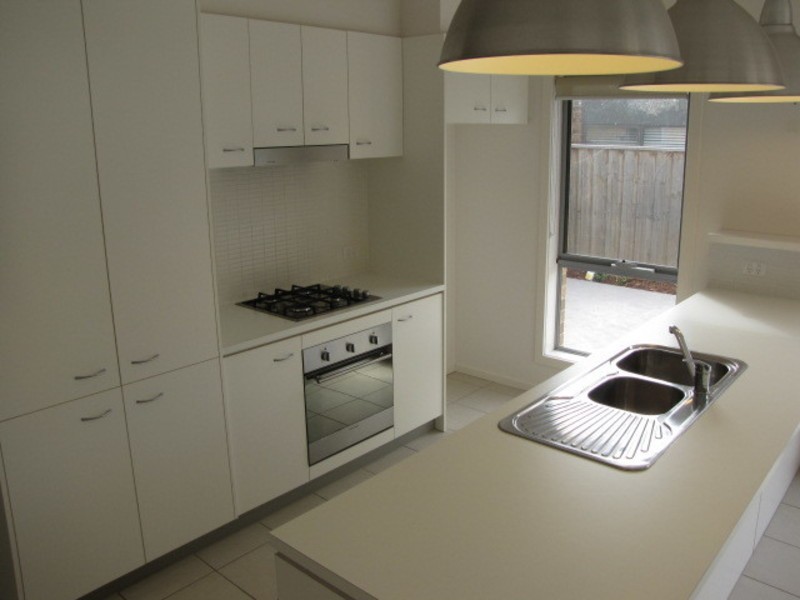 33 Marvins Place, Marshall VIC 3216