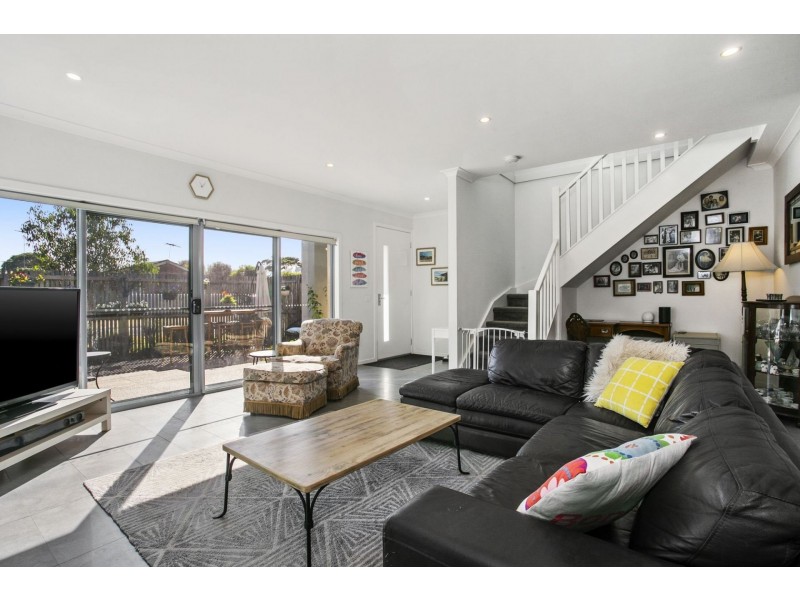 44 Wyatt Street, Ocean Grove VIC 3226