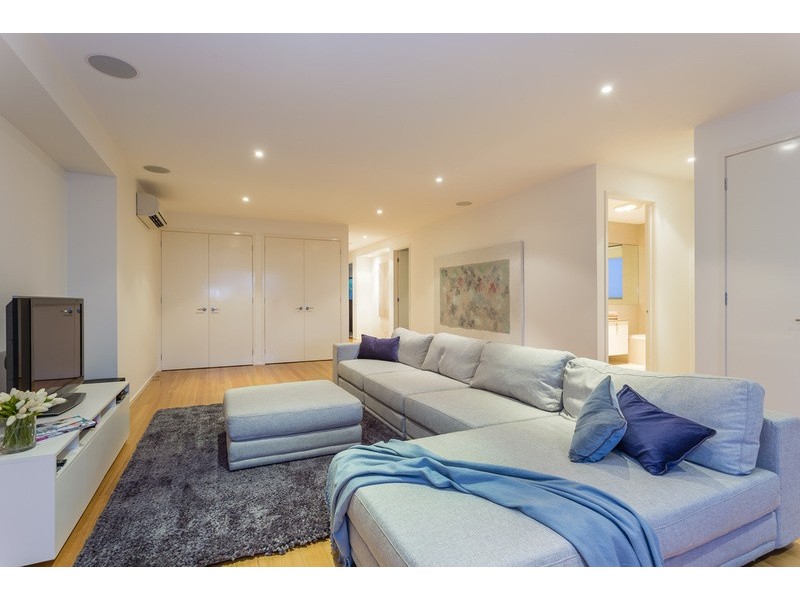 10 Powell Street West, Ocean Grove VIC 3226