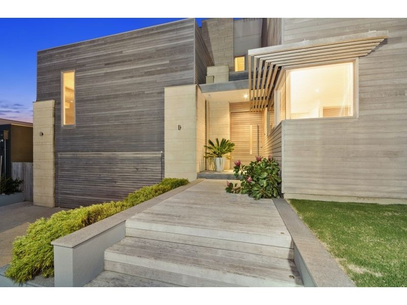 32 Seabank Drive, Barwon Heads VIC 3227