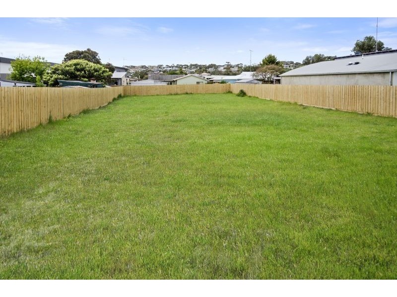 15 Orton Street, Ocean Grove VIC 3226