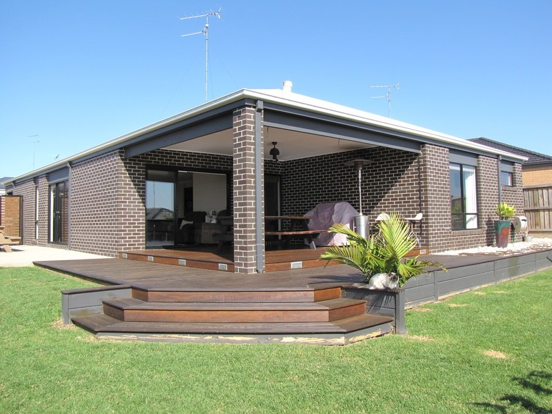 19  Kombi Road, Leopold VIC 3224