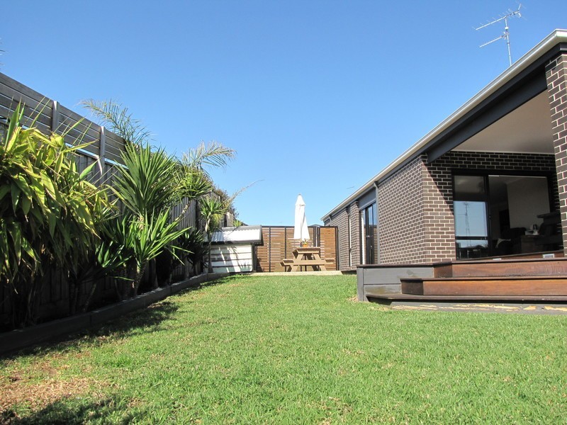 19  Kombi Road, Leopold VIC 3224