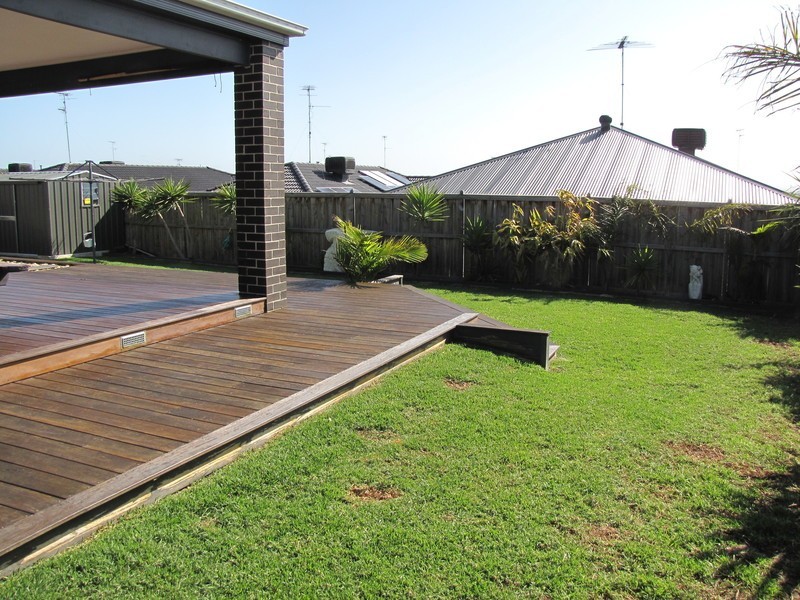 19  Kombi Road, Leopold VIC 3224