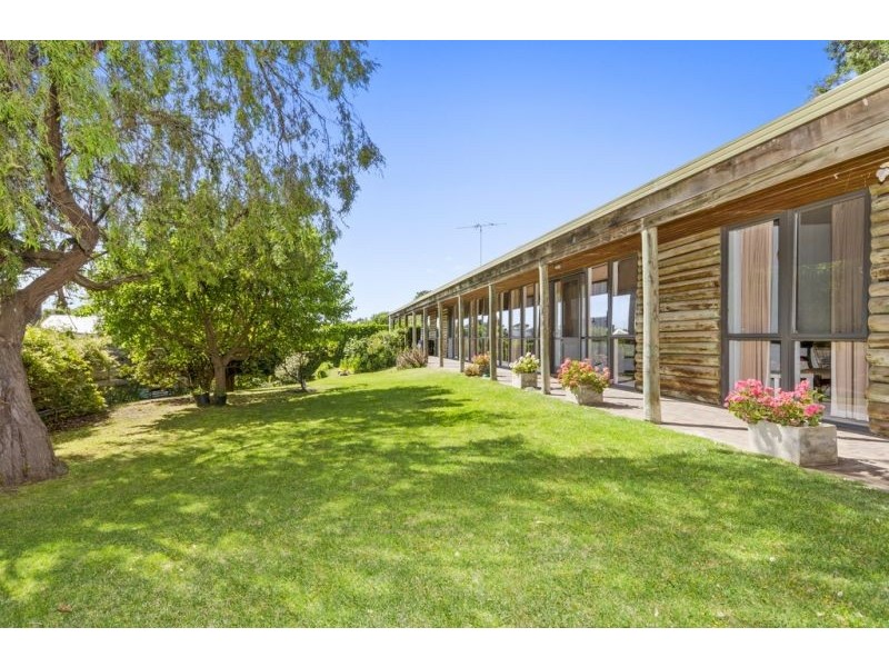 10 Golf Links Road, Barwon Heads VIC 3227