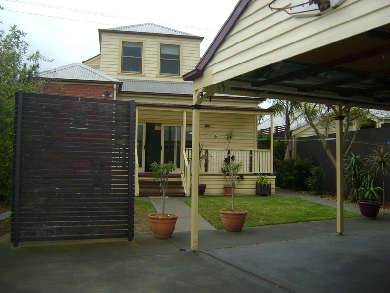 194 Kilgour Street, Geelong VIC 3220