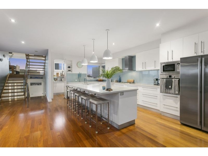 13 The Parade, Ocean Grove VIC 3226