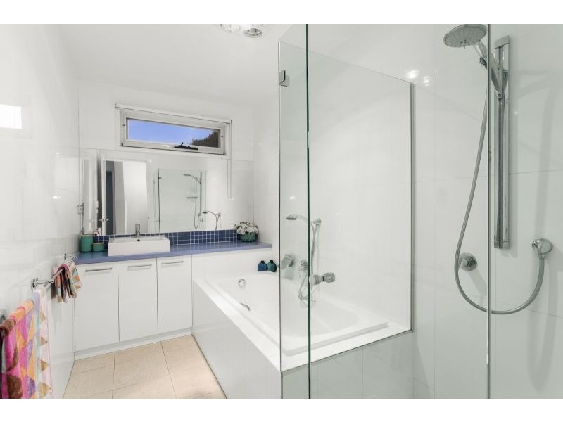 13 The Parade, Ocean Grove VIC 3226