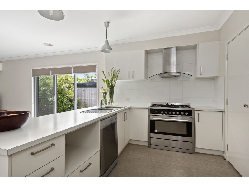 19 Milborne Drive, Ocean Grove VIC 3226