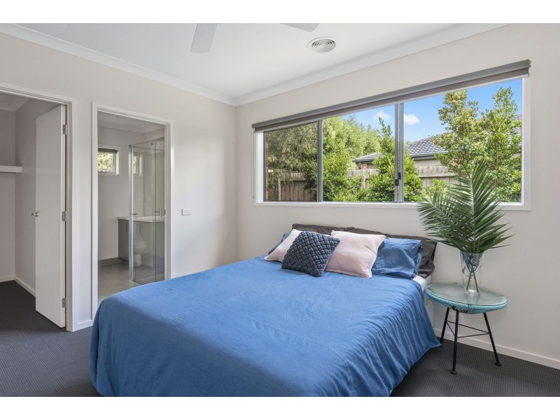 19 Milborne Drive, Ocean Grove VIC 3226