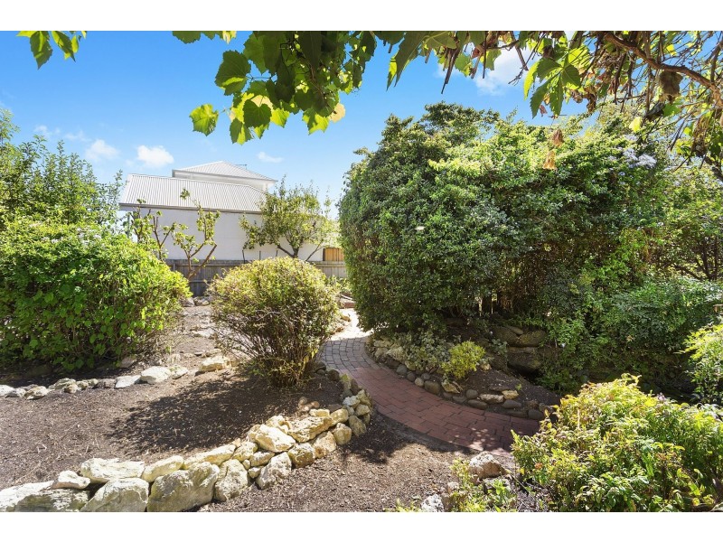 32 Ozone Road, Barwon Heads VIC 3227