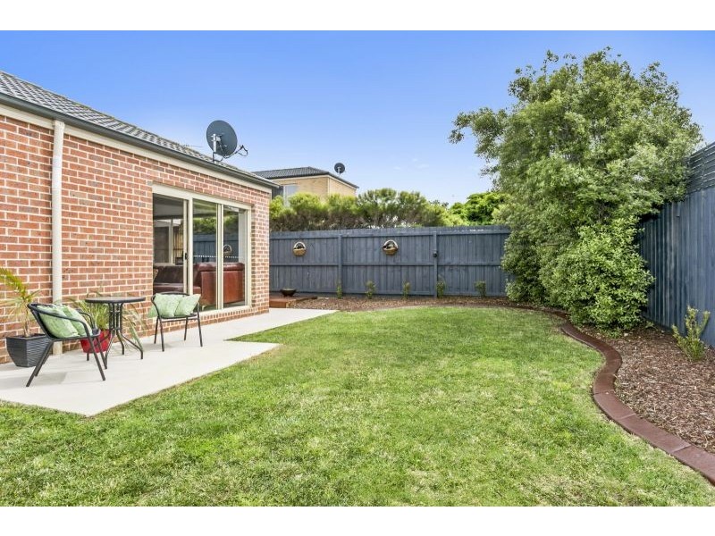 16 Roebourne Street, Ocean Grove VIC 3226