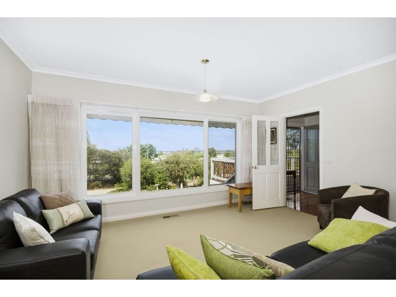 34 Wallington Road (Cnr The Parade), Ocean Grove VIC 3226