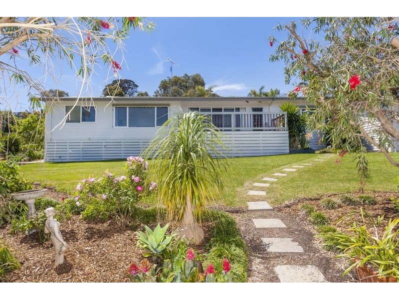 34 Wallington Road (Cnr The Parade), Ocean Grove VIC 3226