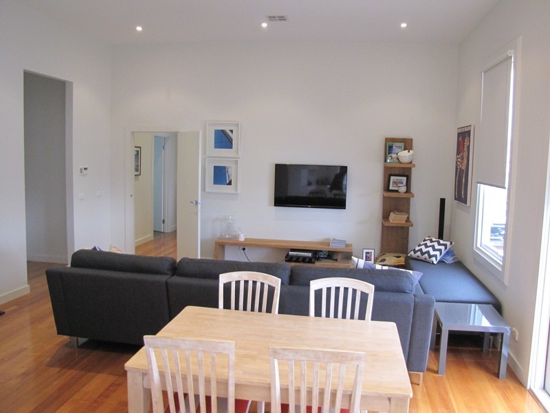 1/27 Mt Pleasant Rd, Belmont VIC 3216