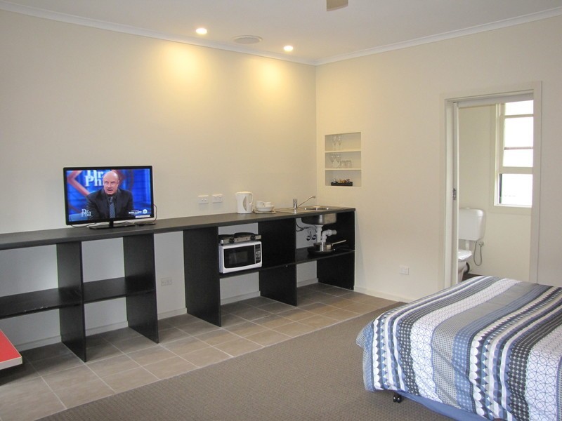 4/175 Bonnyvale Road, Ocean Grove VIC 3226