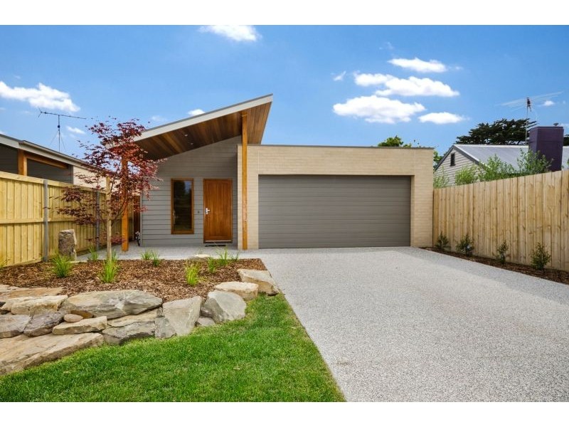 2/103 Madeley Street, Ocean Grove VIC 3226