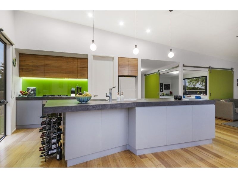 8 Coogee Court, Barwon Heads VIC 3227