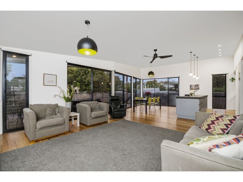 8 Coogee Court, Barwon Heads VIC 3227