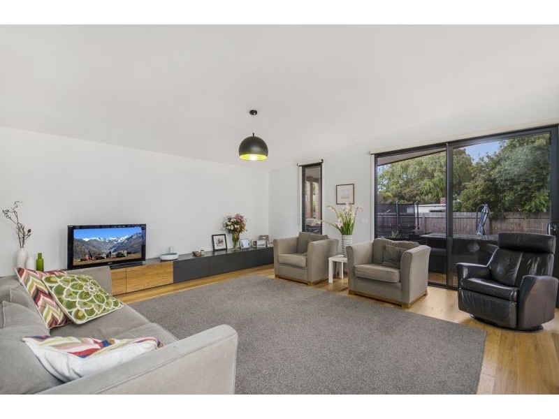 8 Coogee Court, Barwon Heads VIC 3227