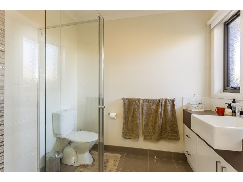 2/11 Watkins Street, Ocean Grove VIC 3226