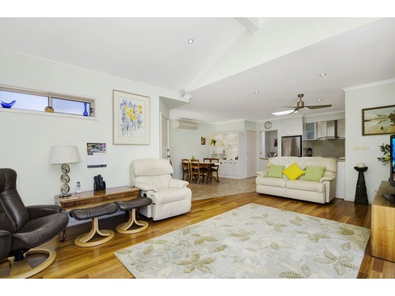 1/8 Guthridge Street, Ocean Grove VIC 3226