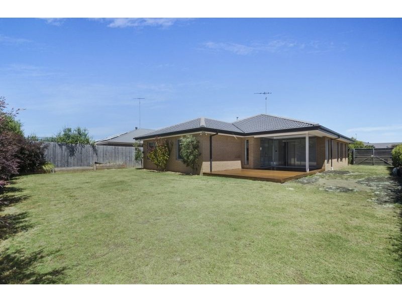 27 Holburn Rise, Ocean Grove VIC 3226