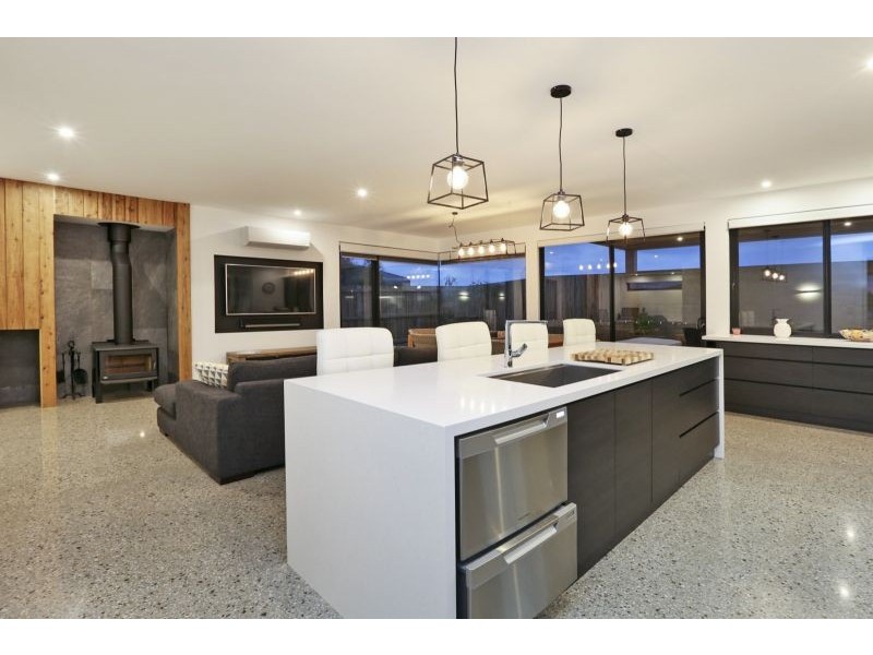 19 Markham Drive, Ocean Grove VIC 3226