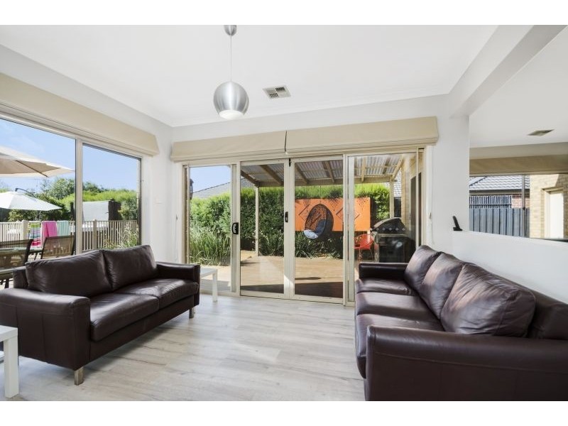 18 Roebourne Street, Ocean Grove VIC 3226