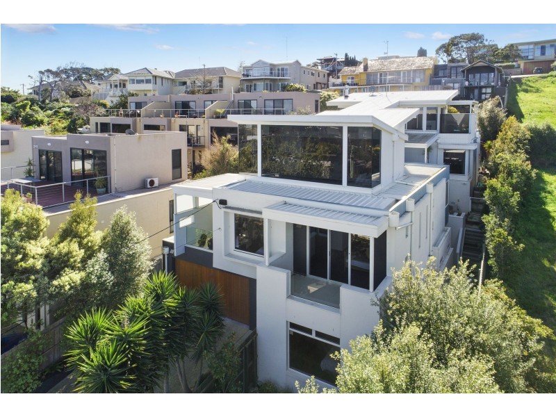 13 The Parade, Ocean Grove VIC 3226