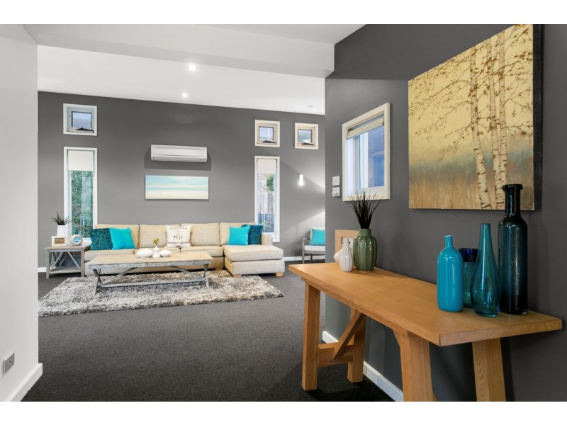 13 The Parade, Ocean Grove VIC 3226