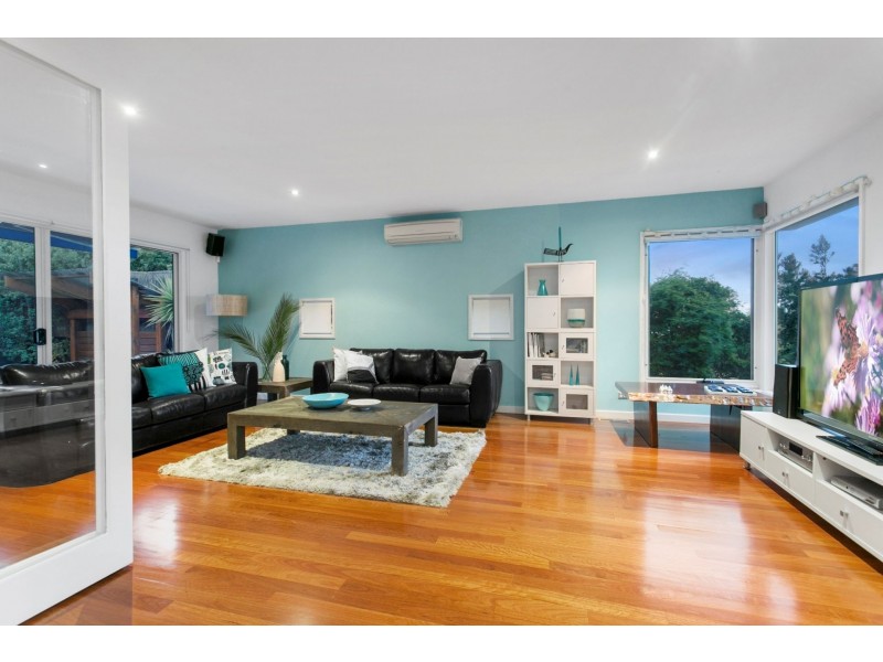 13 The Parade, Ocean Grove VIC 3226