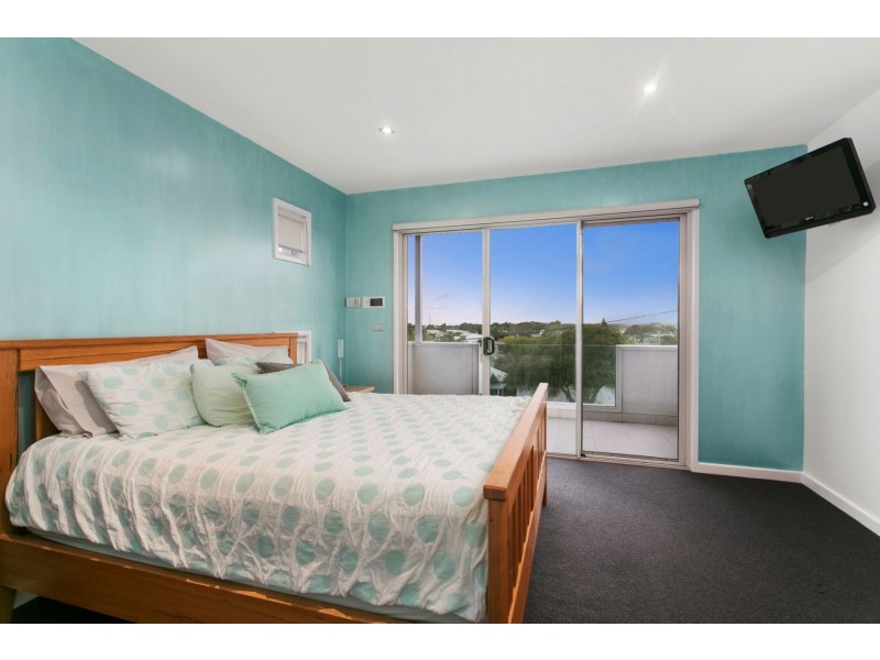 13 The Parade, Ocean Grove VIC 3226