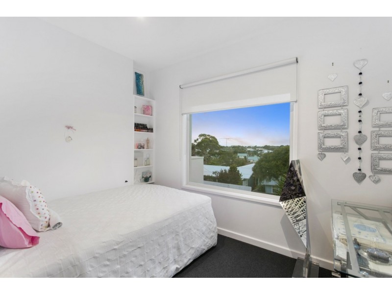 13 The Parade, Ocean Grove VIC 3226
