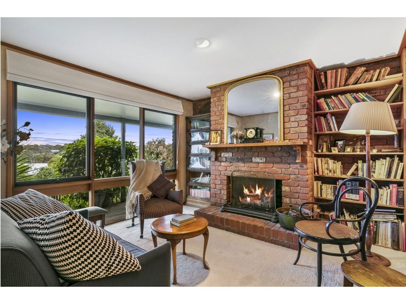 2 Mann Street, Ocean Grove VIC 3226