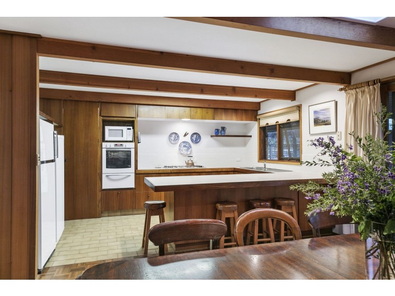 2 Mann Street, Ocean Grove VIC 3226