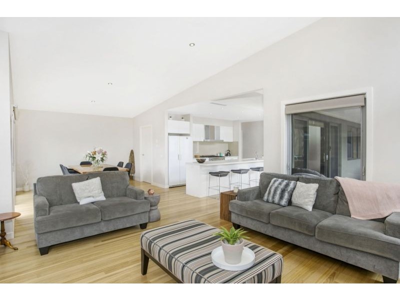 9 Seabank Drive, Barwon Heads VIC 3227