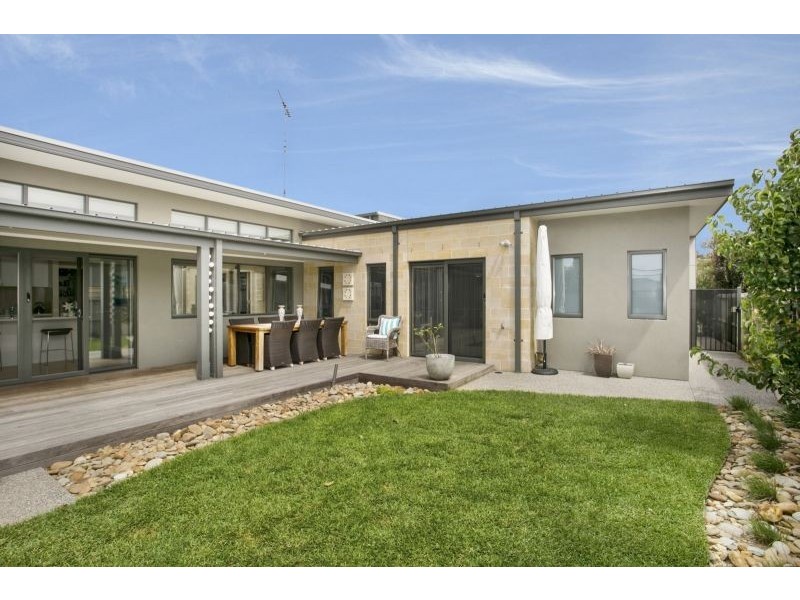 9 Seabank Drive, Barwon Heads VIC 3227