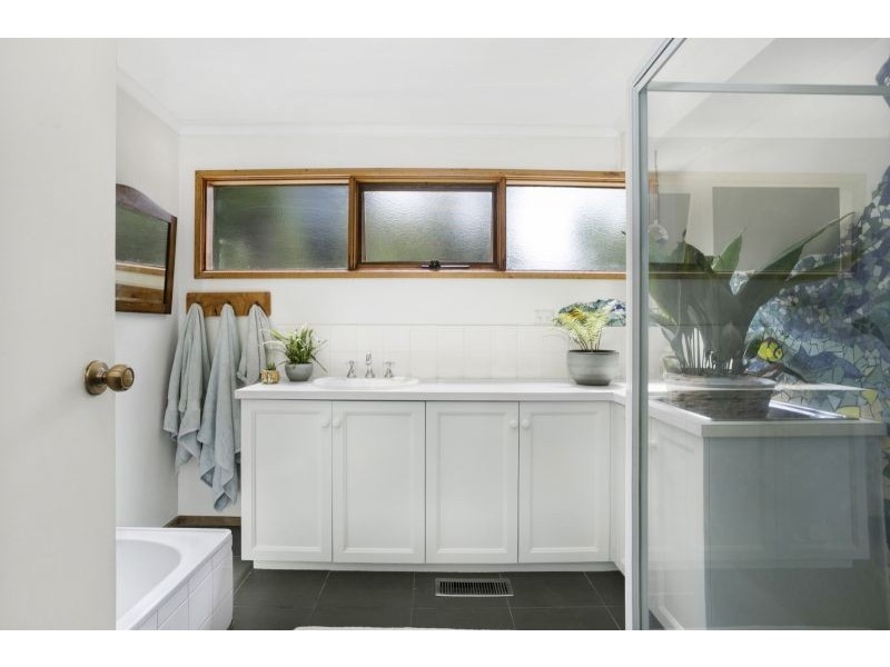 25 Driftwood Street, Ocean Grove VIC 3226