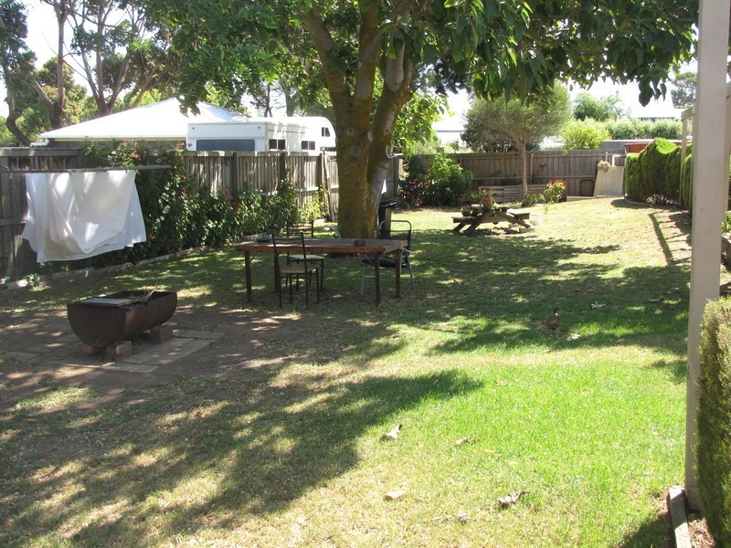 Unit 6/19 Lake Ave, Ocean Grove VIC 3226