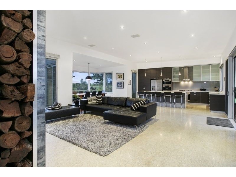 39 Fourteenth Road, Barwon Heads VIC 3227
